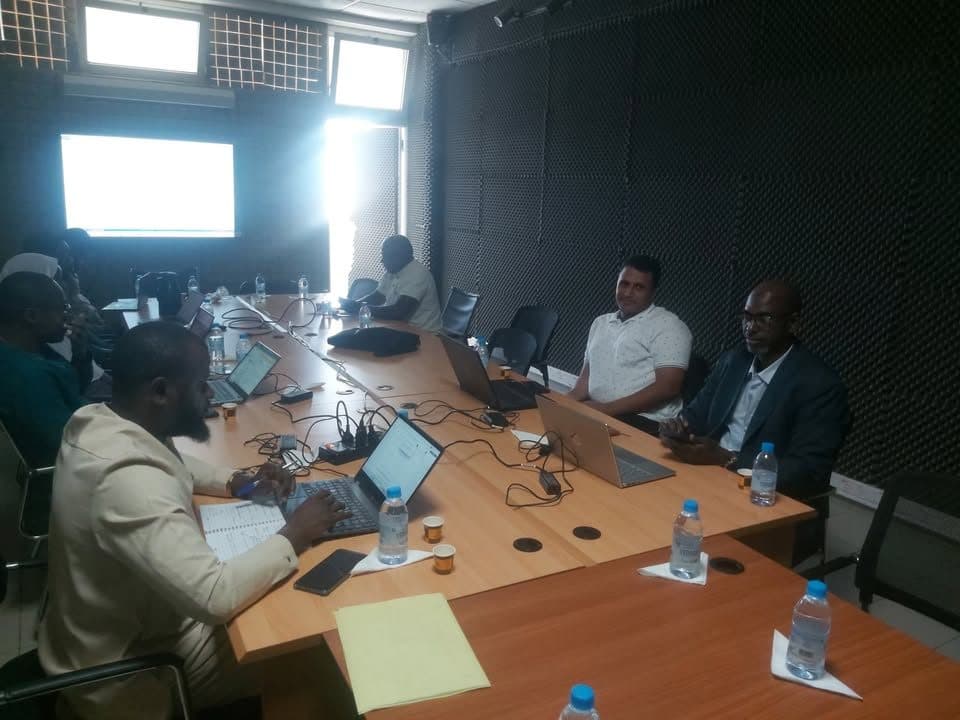 Convention de partenariat entre l'ISS et l'ENSAE de Dakar